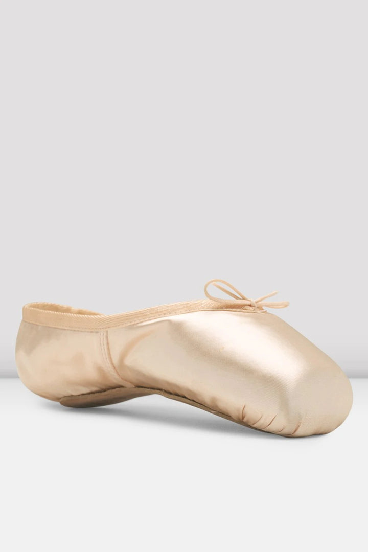 Heritage Pointe Shoes