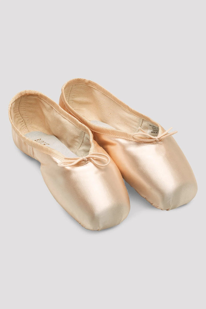 Heritage Pointe Shoes